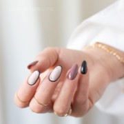 Stylizacja-z-wykorzystaniem-PST1,-319,-033-i-topu-mat.webp