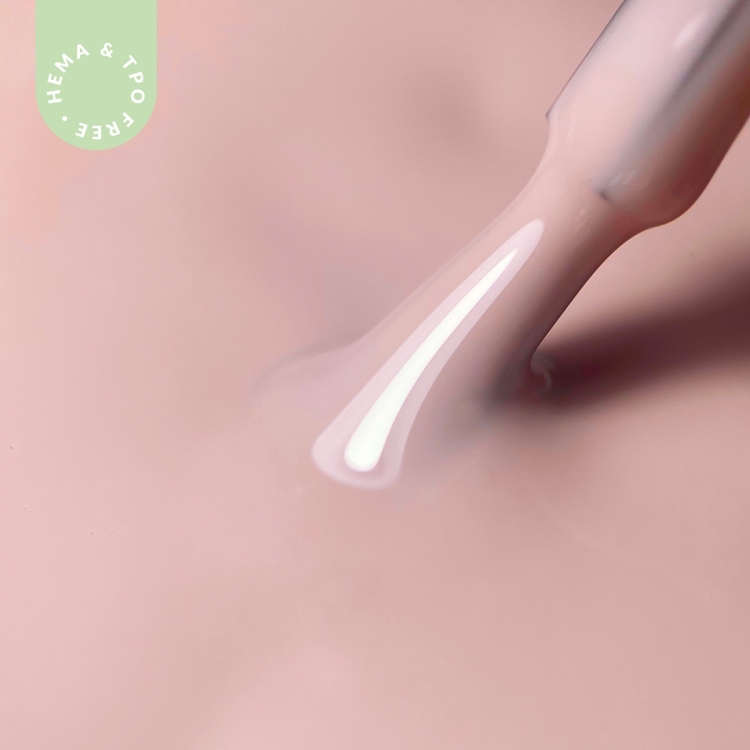 Lakier-hybrydowy-hipoalergiczny-bezowy-7ml---Natural-Blush-743-bez-HEMA-i-bez-TPO (1).webp