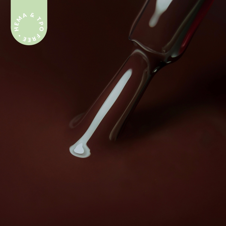 Lakier-hybrydowy-hipoalergiczny-kawowy-braz-7ml---Bitter-Chocolate-023-bez-HEMA-i-bez-TPO (1).webp