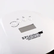 Widok z góry na lampę do hybrydy i żelu LED 54W Excellent PRO z magnetyczną podstawką