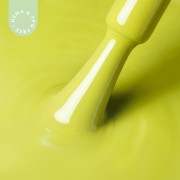 Zblizenie-na-pedzelek-zanurzony-w-lakierze-hybrydowym-A019-Lime-Sorbet--intensywna,-neonowa-limonka-o-kre.webp