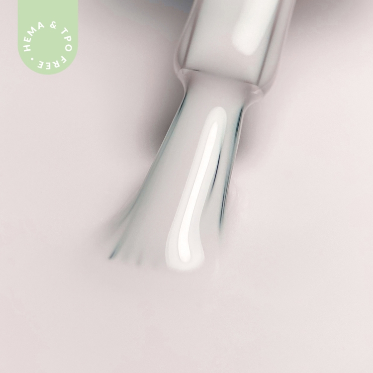 Lakier-hybrydowy-hipoalergiczny-porcelanowy-roz-7ml---Porcelain-Skin-742-bez-HEMA-i-bez-TPO (1).webp